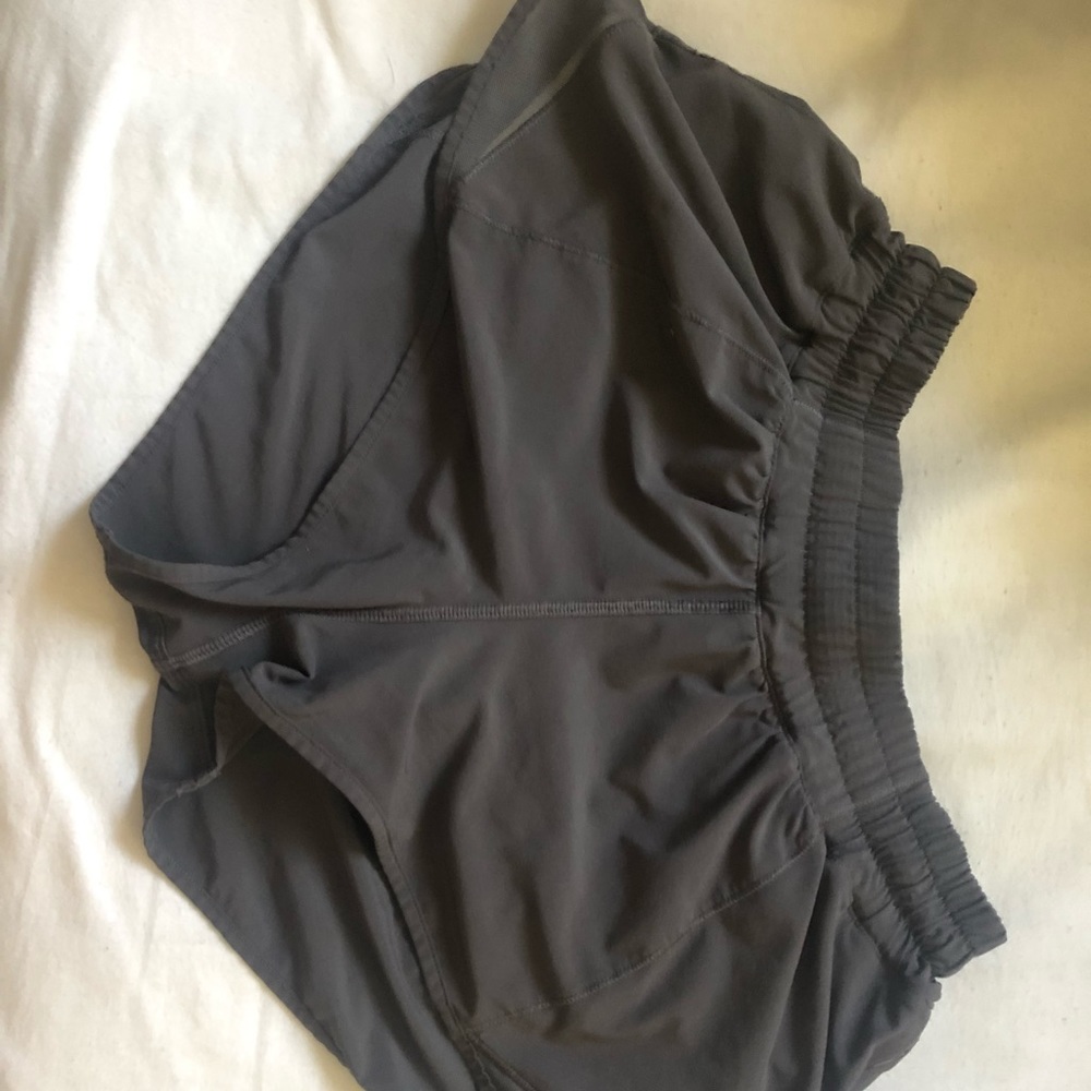 LULULEMON grey hotty hot shorts